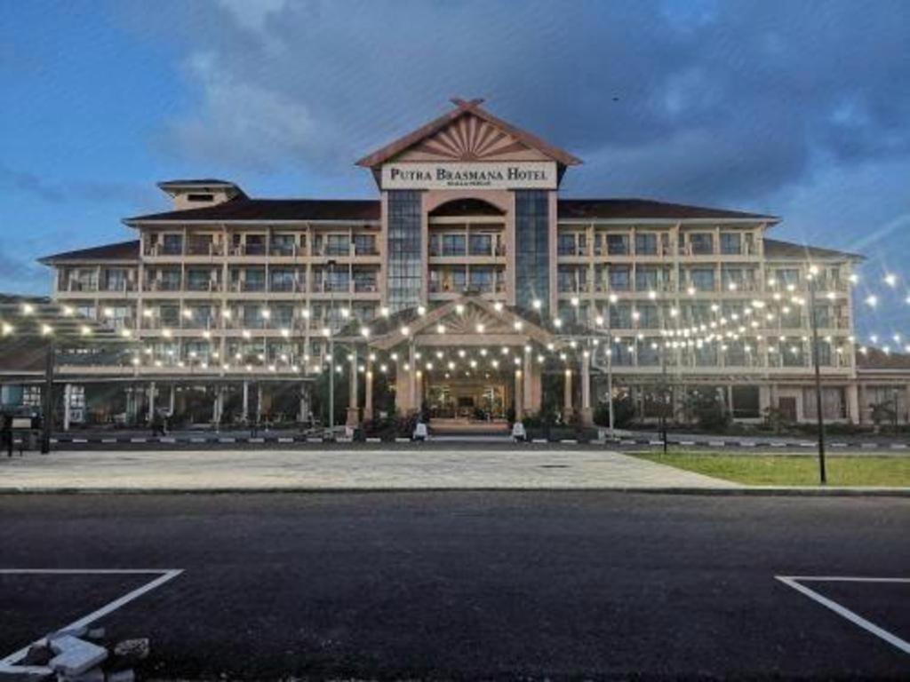 Putra Brasmana Hotel Kuala Perlis Eksteriør billede