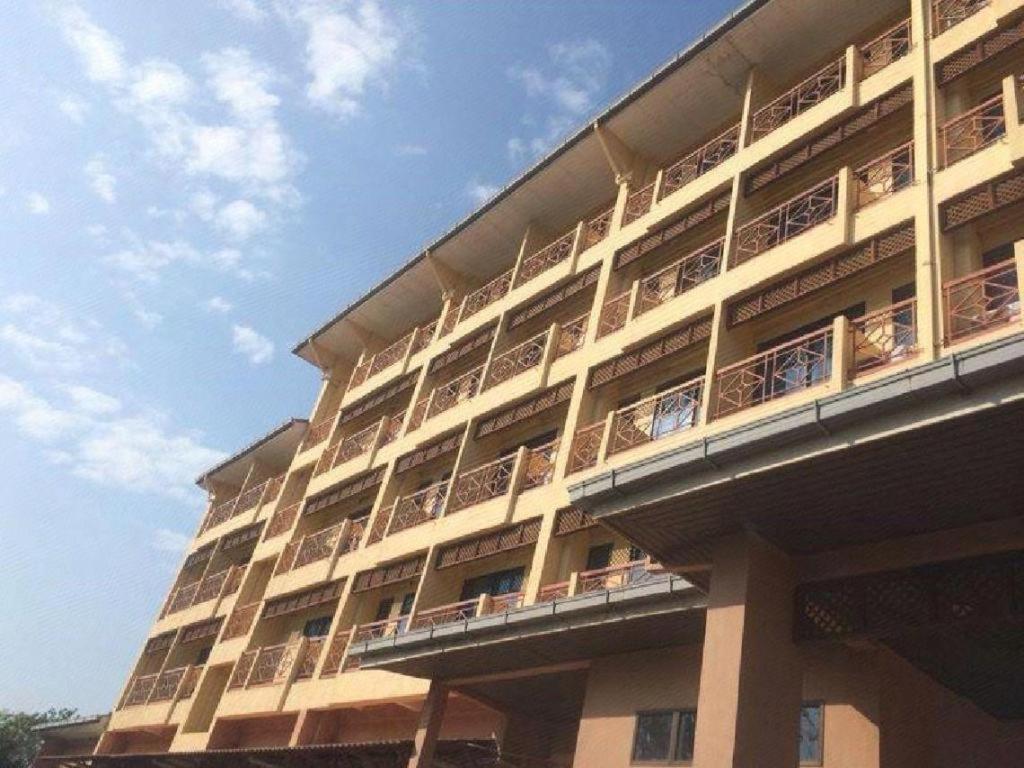 Putra Brasmana Hotel Kuala Perlis Eksteriør billede