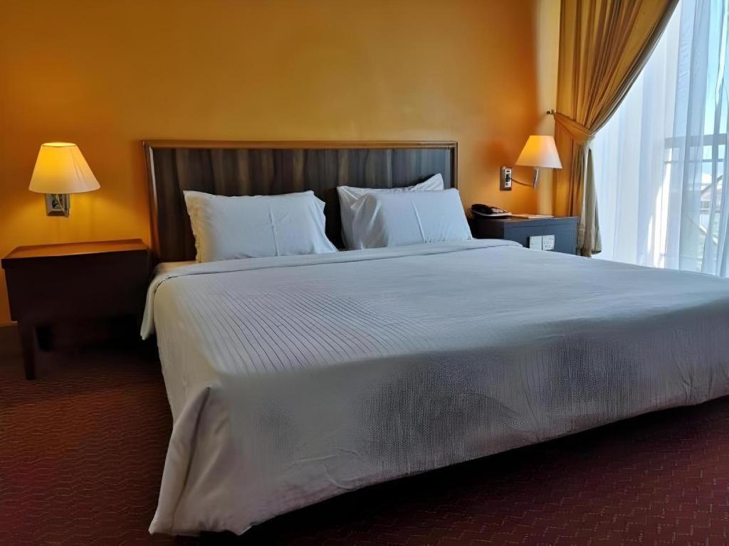 Putra Brasmana Hotel Kuala Perlis Eksteriør billede