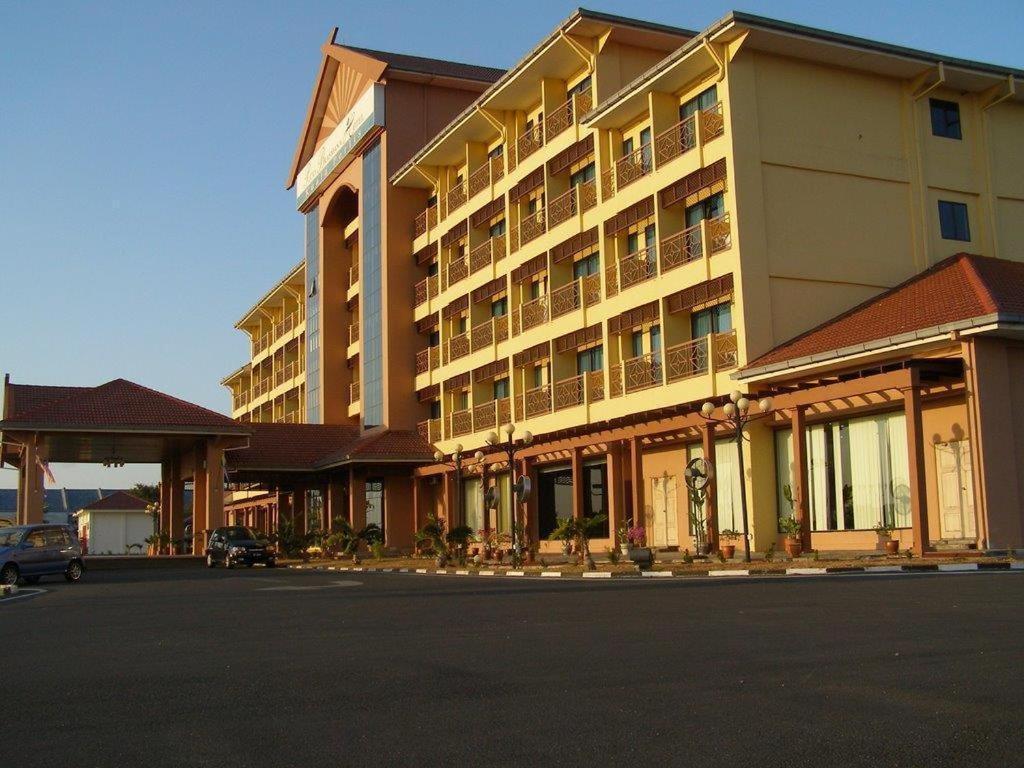 Putra Brasmana Hotel Kuala Perlis Eksteriør billede